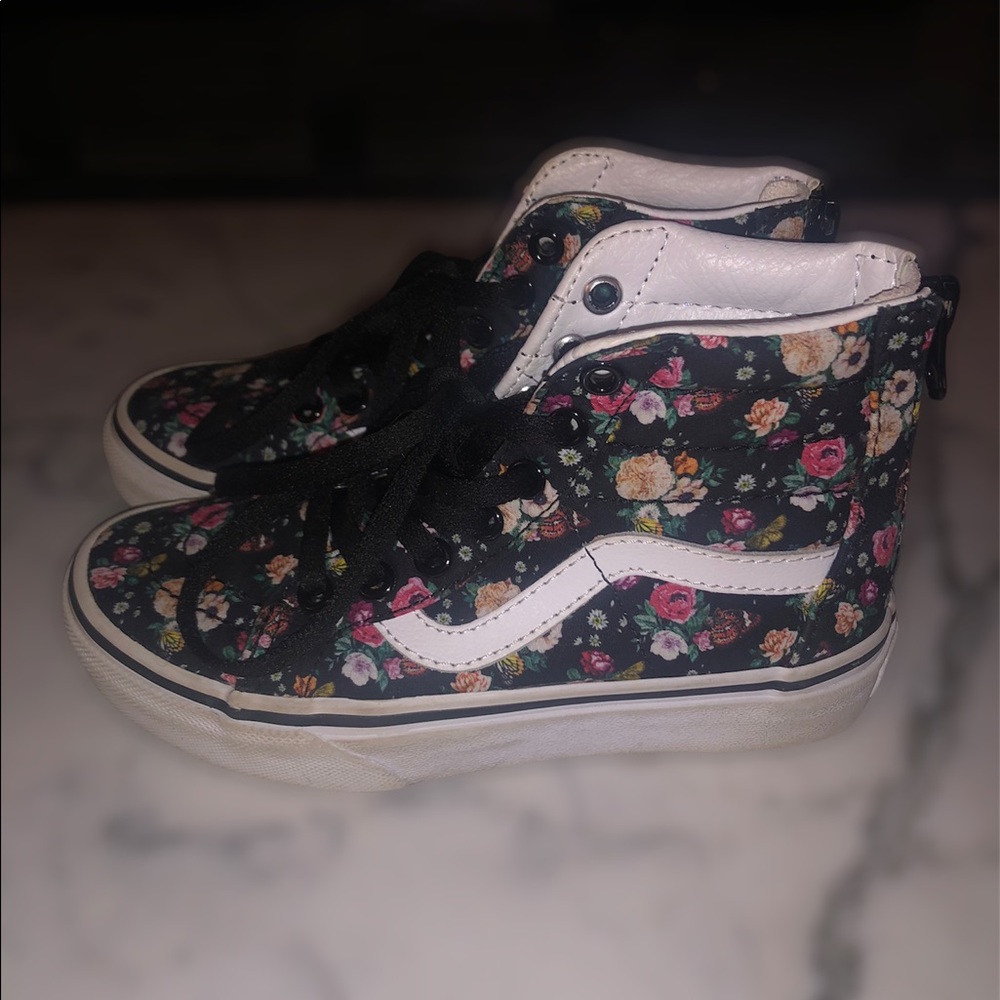 Gently used Vans Sk8-Hi zip